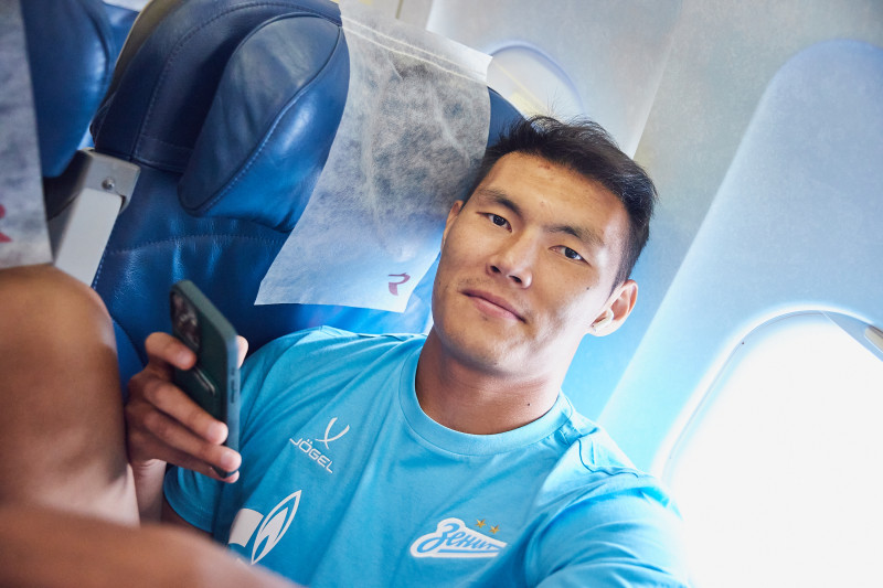 Вылет команды в Грозный на матч с «Ахматом»