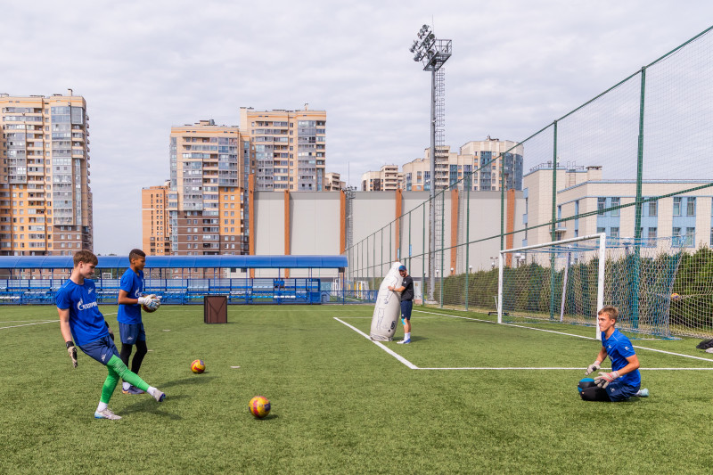 Тренировка «Зенита» U-16 перед матчем с «Уралом» U-16