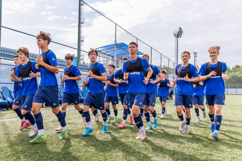 Тренировка «Зенита» U-16 перед матчем с «Уралом» U-16