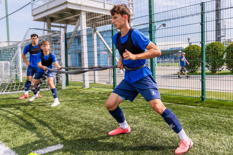 Тренировка «Зенита» U-16 перед матчем с «Уралом» U-16