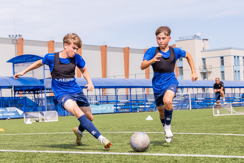 Тренировка «Зенита» U-16 перед матчем с «Уралом» U-16