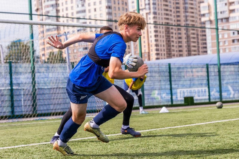 Тренировка «Зенита» U-16 перед матчем с «Уралом» U-16