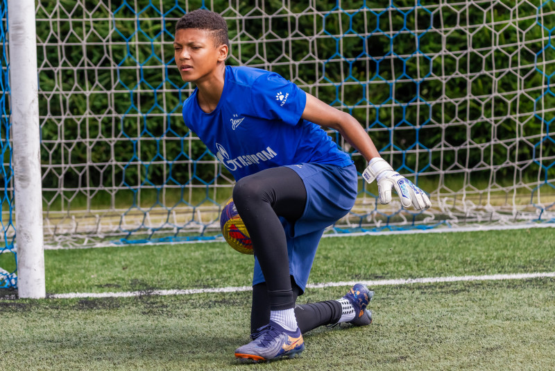 Тренировка «Зенита» U-16 перед матчем с «Уралом» U-16