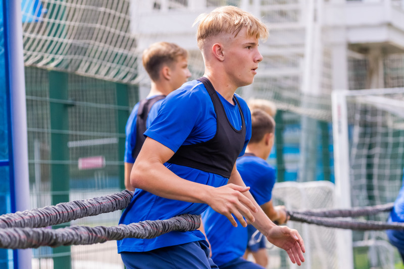 Тренировка «Зенита» U-16 перед матчем с «Уралом» U-16