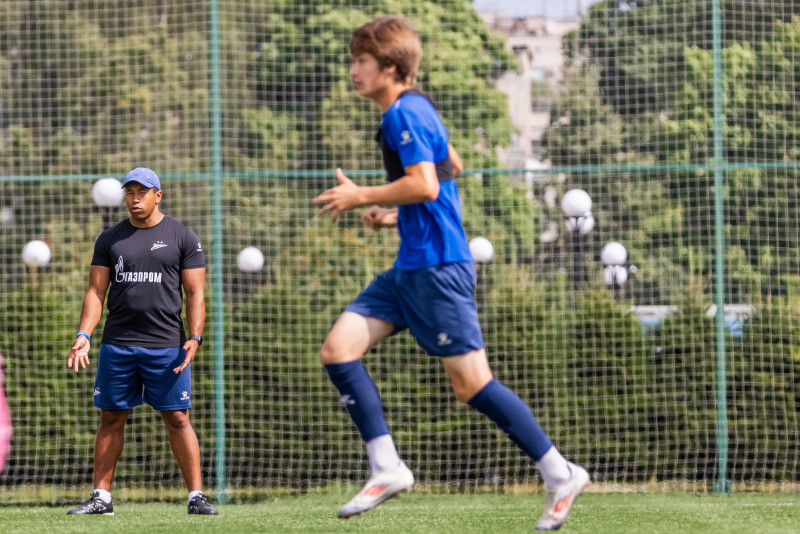 Тренировка «Зенита» U-16 перед матчем с «Уралом» U-16
