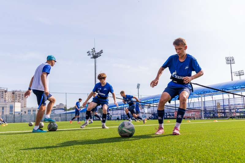 Тренировка «Зенита» U-17 перед матчем с «Уралом» U-17