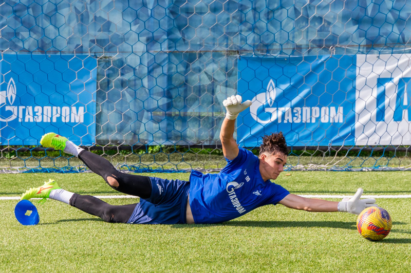 Тренировка «Зенита» U-17 перед матчем с «Уралом» U-17