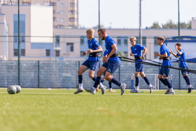 Тренировка «Зенита» U-17 перед матчем с «Уралом» U-17