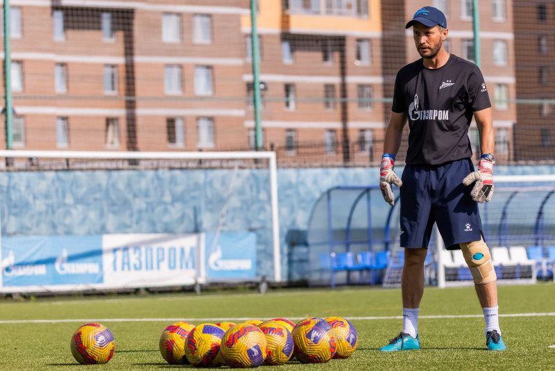 Тренировка «Зенита» U-17 перед матчем с «Уралом» U-17