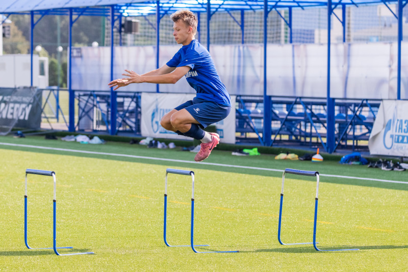 Тренировка «Зенита» U-17 перед матчем с «Уралом» U-17