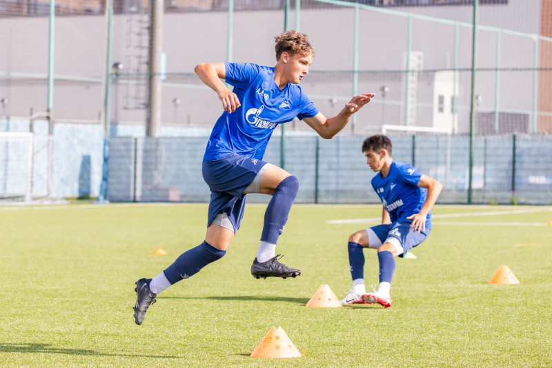 Тренировка «Зенита» U-17 перед матчем с «Уралом» U-17