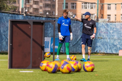 Тренировка «Зенита» U-17 перед матчем с «Уралом» U-17