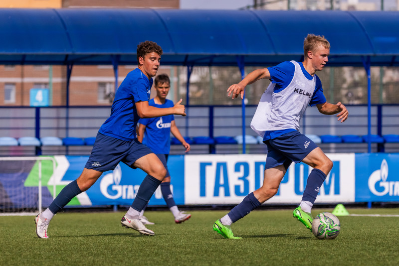 Тренировка «Зенита» U-18 перед матчем с «Уралом» U-18