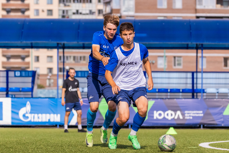 Тренировка «Зенита» U-18 перед матчем с «Уралом» U-18