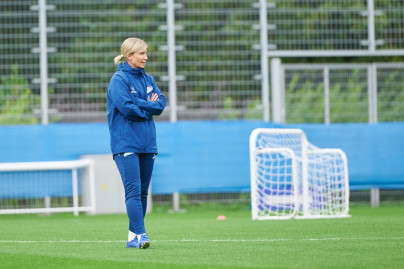 Тренировка женской команды перед кубковым матчем с «Локомотивом»