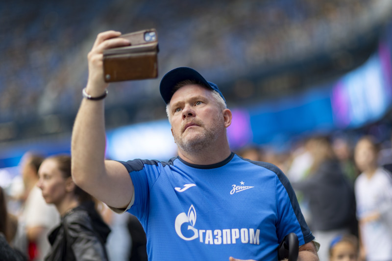 Болельщики на матче «Зенит» — «Пари НН»