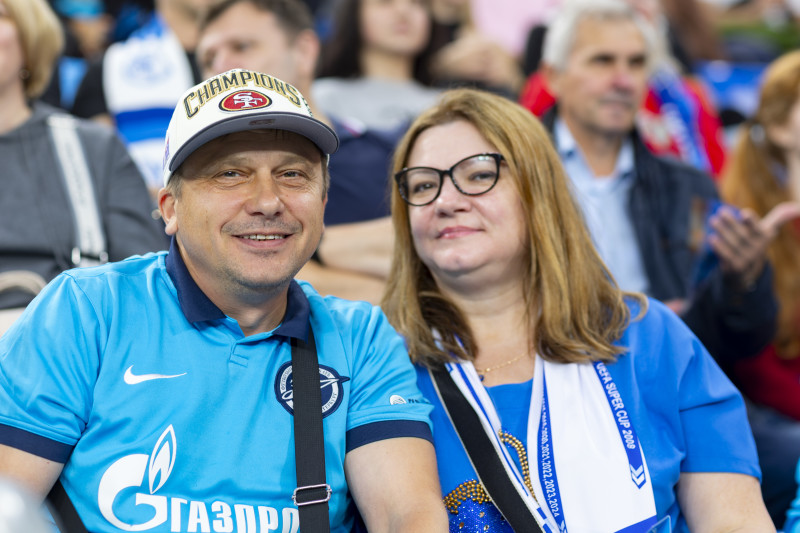 Болельщики на матче «Зенит» — «Пари НН»