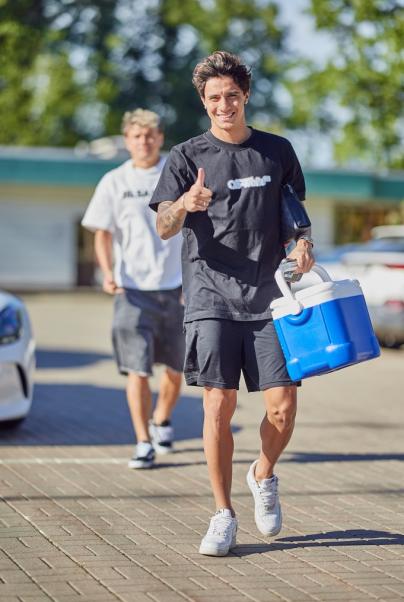 «Зенит. Стиль»: приезд игроков на тренировку перед матчем с «Балтикой»