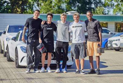 «Зенит. Стиль»: приезд игроков на тренировку перед матчем с «Балтикой»