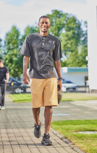 «Зенит. Стиль»: приезд игроков на тренировку перед матчем с «Балтикой»