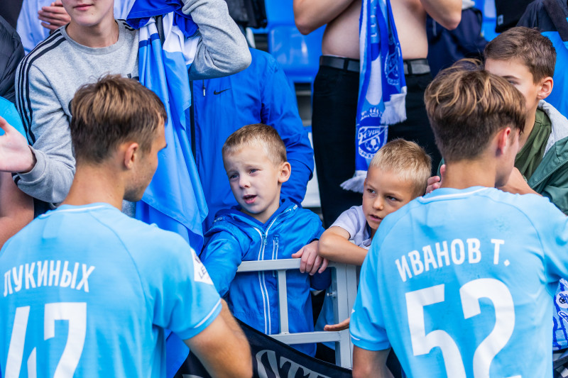 Фанаты на матче «Зенит»-2 — «Иркутск»