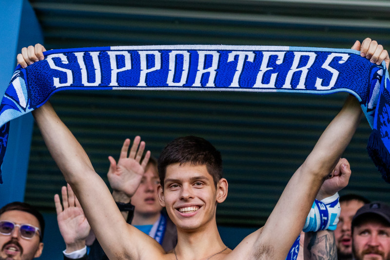 Фанаты на матче «Зенит»-2 — «Иркутск»