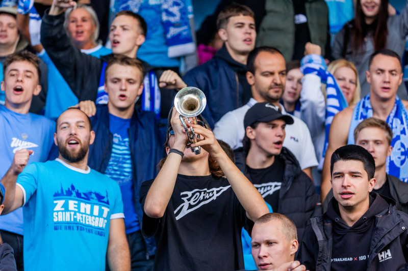 Фанаты на матче «Зенит»-2 — «Иркутск»