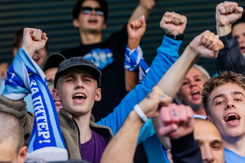 Фанаты на матче «Зенит»-2 — «Иркутск»