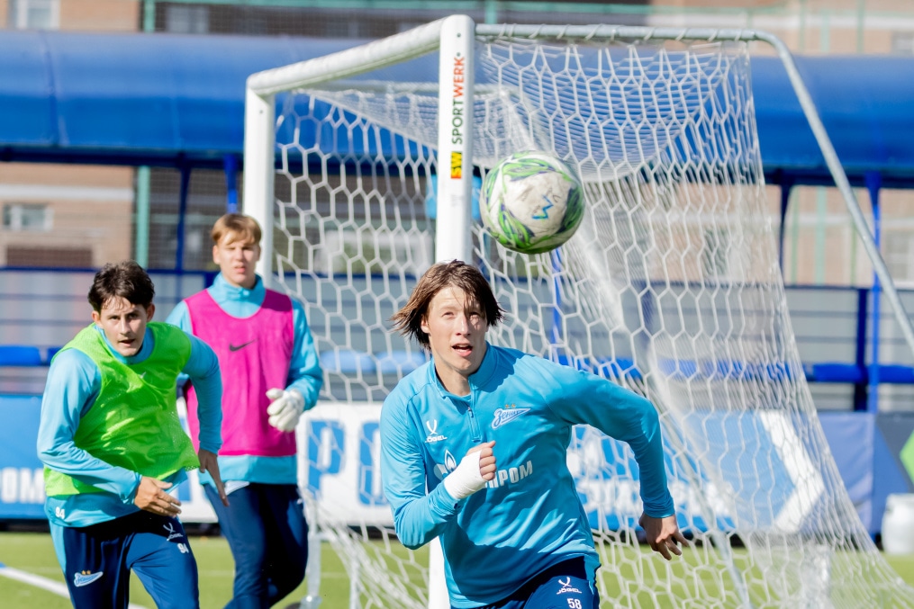 Тренировка «Зенита»-м перед матчем с ФК «Динамо»-м