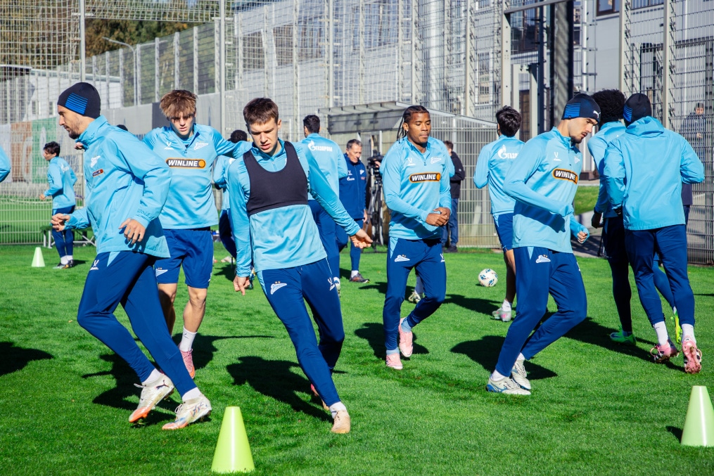 Тренировка основного состава перед матчем с «Оренбургом»