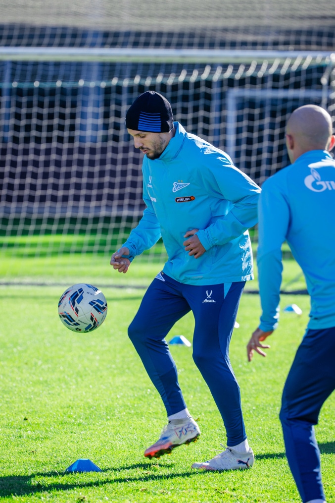 Тренировка основного состава перед матчем с «Оренбургом»