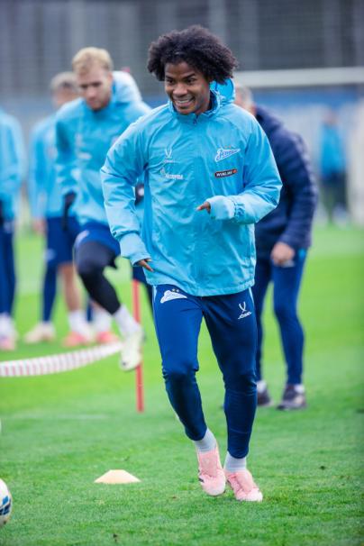 Тренировка основного состава перед матчем с «Акроном»