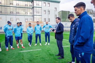 Тренировка основного состава перед матчем с «Акроном»