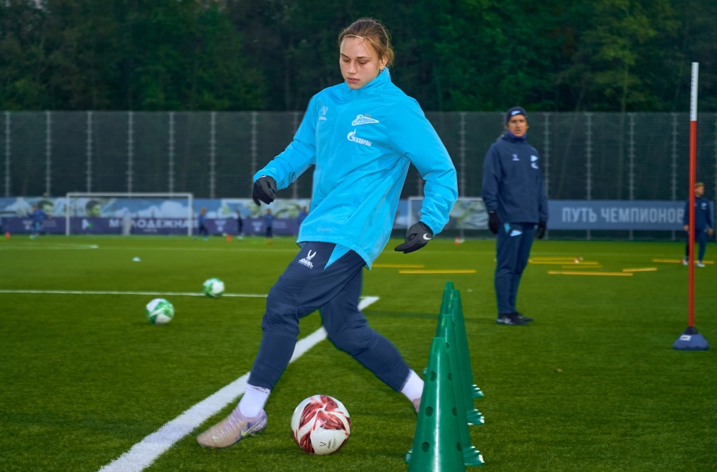 Тренировка женской молодежной команды перед матчем с «Краснодаром»-м
