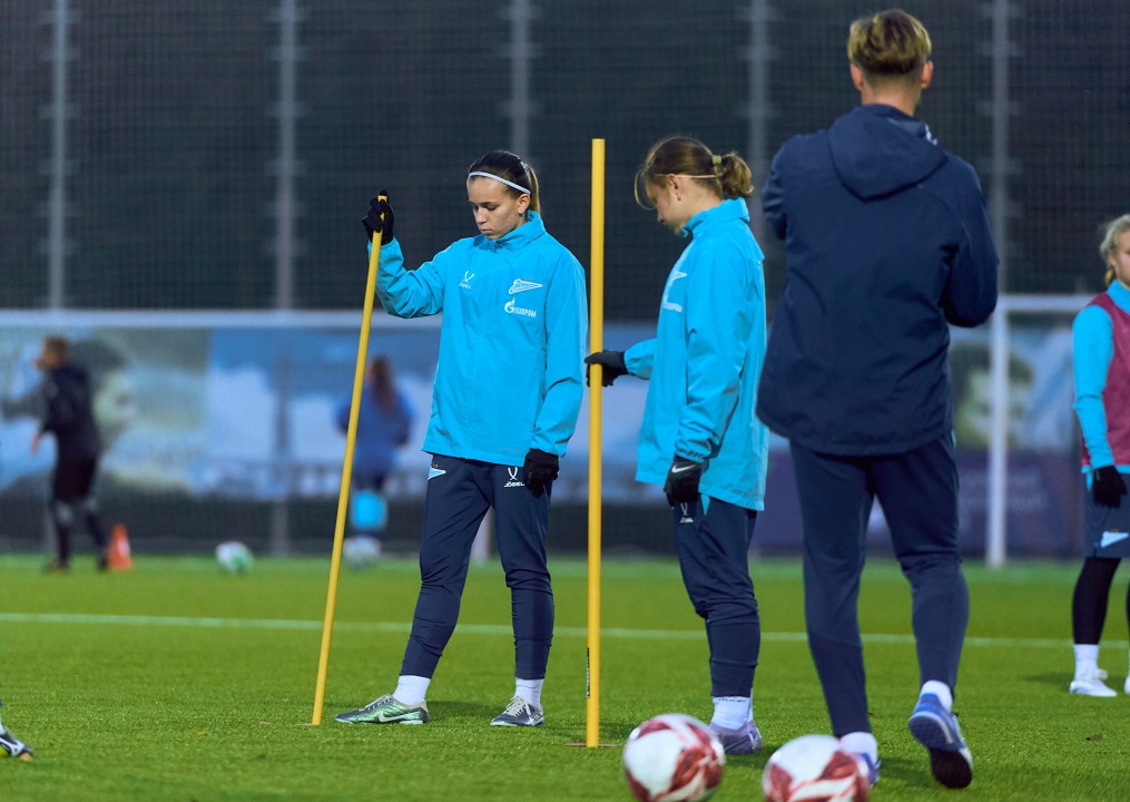 Тренировка женской молодежной команды перед матчем с «Краснодаром»-м
