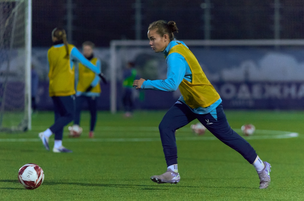 Тренировка женской молодежной команды перед матчем с «Краснодаром»-м