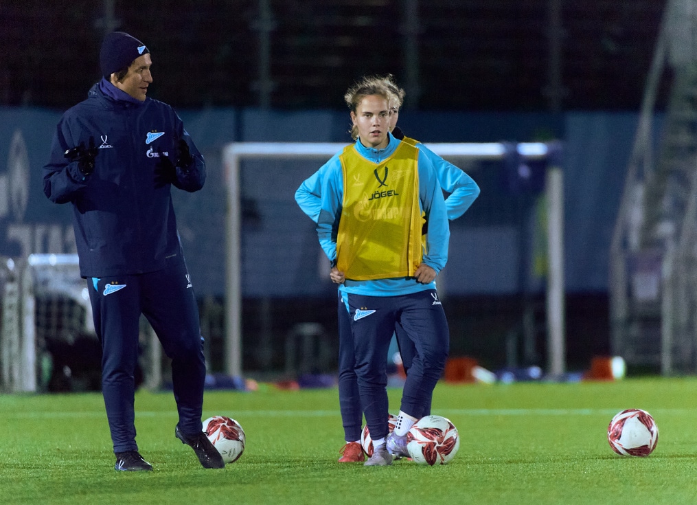 Тренировка женской молодежной команды перед матчем с «Краснодаром»-м