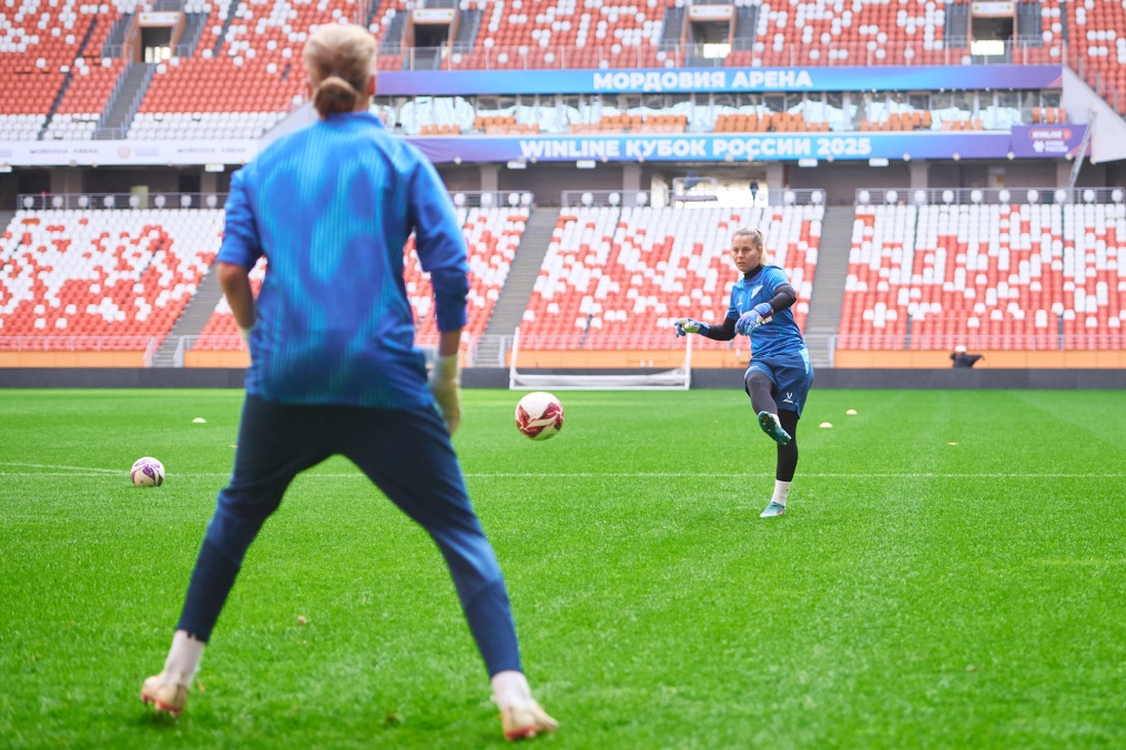 Тренировка женской команды на «Мордовия Арене» перед финалом Winline Кубка России