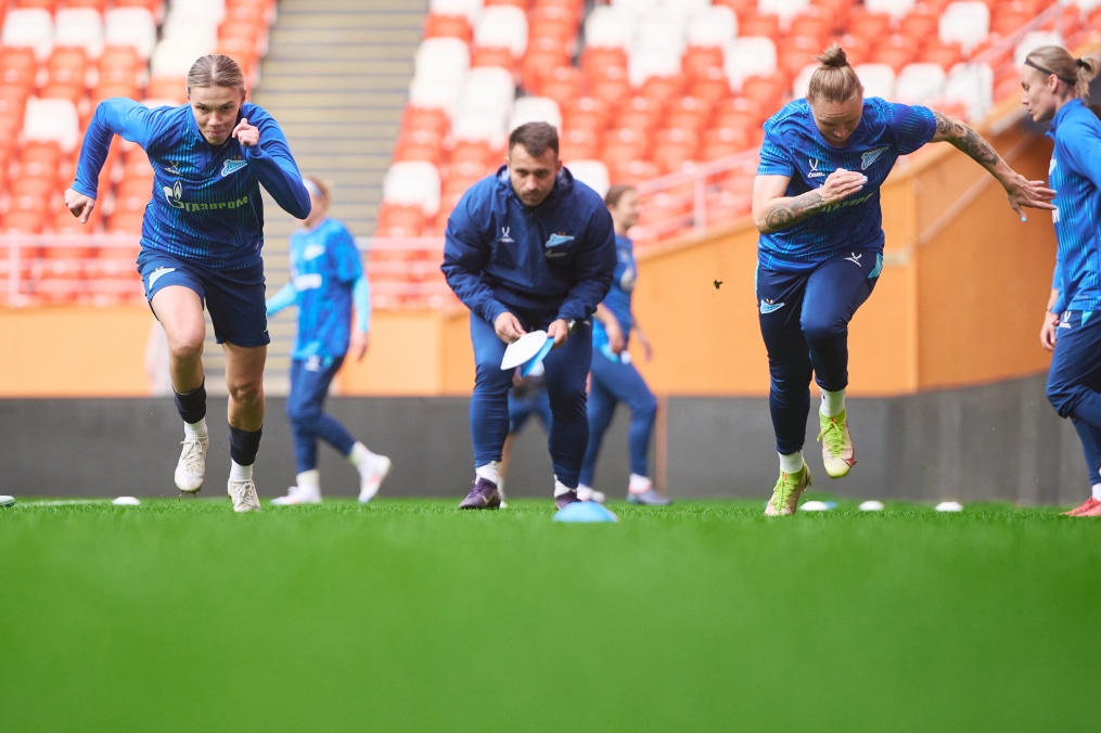 Тренировка женской команды на «Мордовия Арене» перед финалом Winline Кубка России