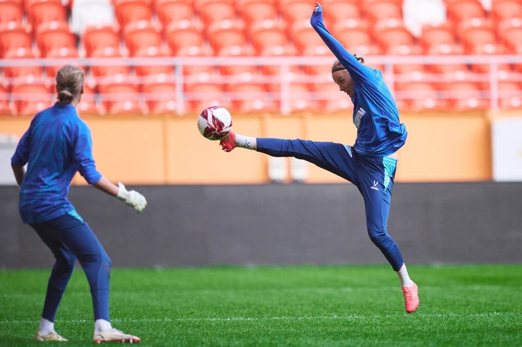 Тренировка женской команды на «Мордовия Арене» перед финалом Winline Кубка России