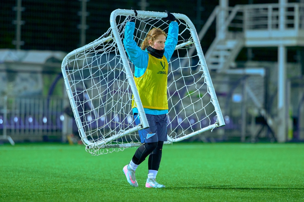 Тренировка женской молодежной команды перед матчем с «Чертаново»-м