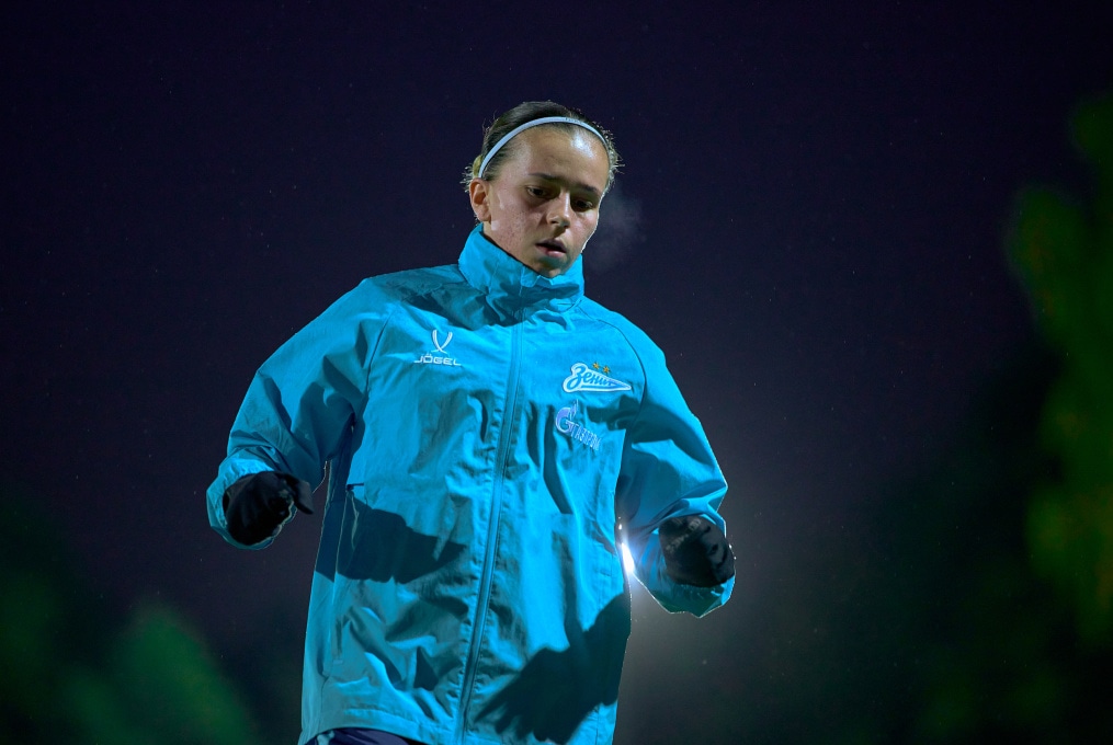 Тренировка женской молодежной команды перед матчем с «Чертаново»-м