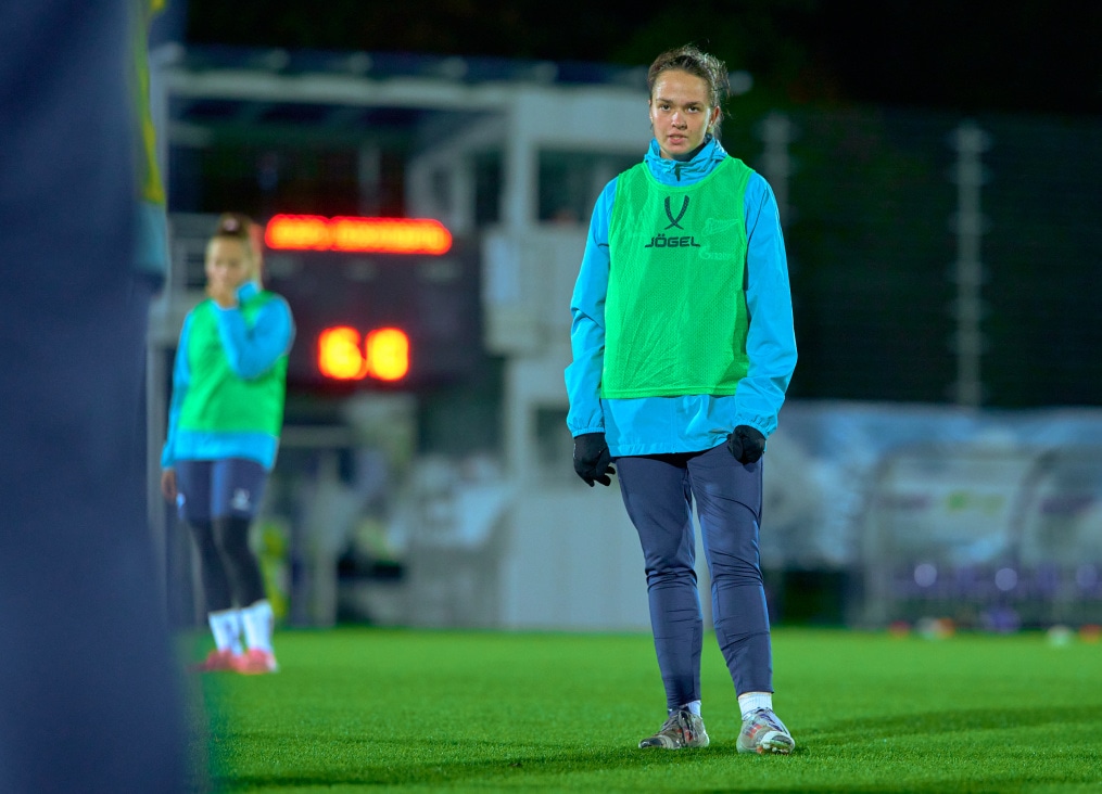 Тренировка женской молодежной команды перед матчем с «Чертаново»-м