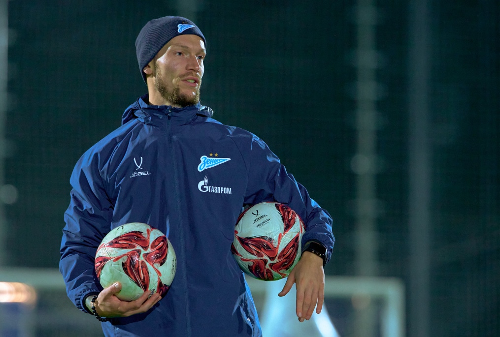 Тренировка женской молодежной команды перед матчем с «Чертаново»-м