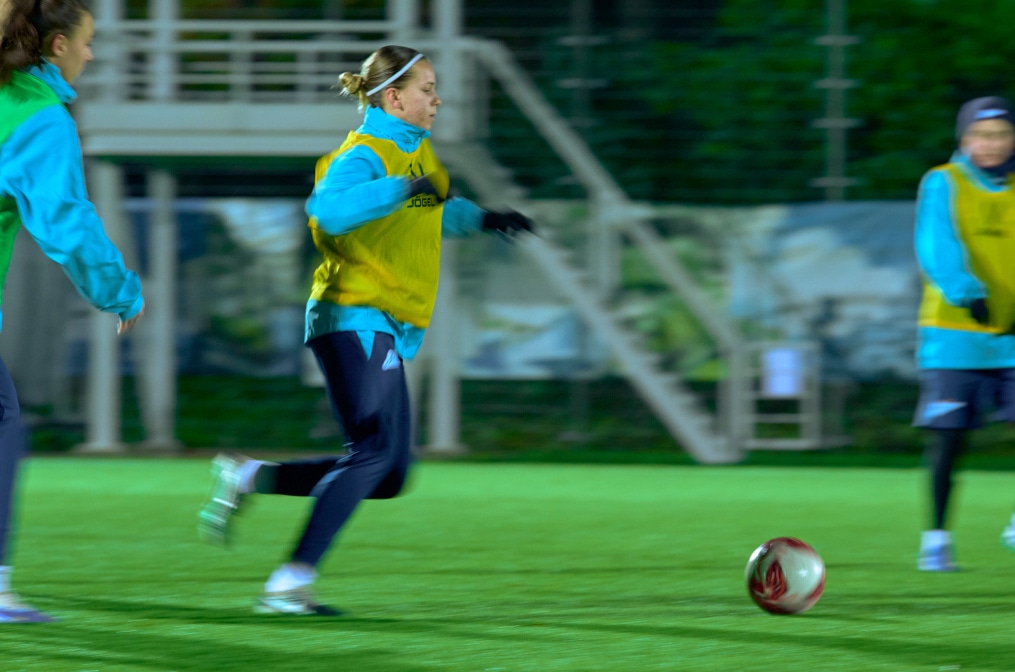 Тренировка женской молодежной команды перед матчем с «Чертаново»-м
