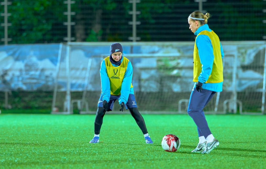 Тренировка женской молодежной команды перед матчем с «Чертаново»-м