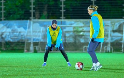 Тренировка женской молодежной команды перед матчем с «Чертаново»-м