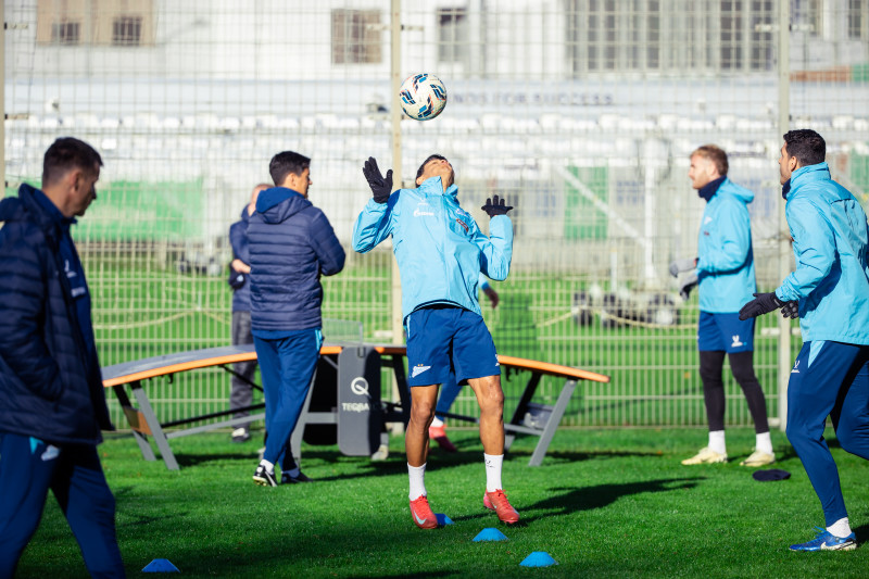 Тренировка основного состава перед матчем с «Сочи»