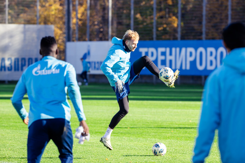 Тренировка основного состава перед матчем с «Сочи»