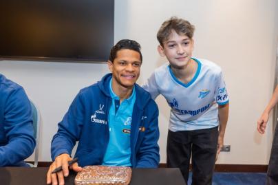 Автограф-сессия для детей школ «Зенит-Чемпионика» в Сочи